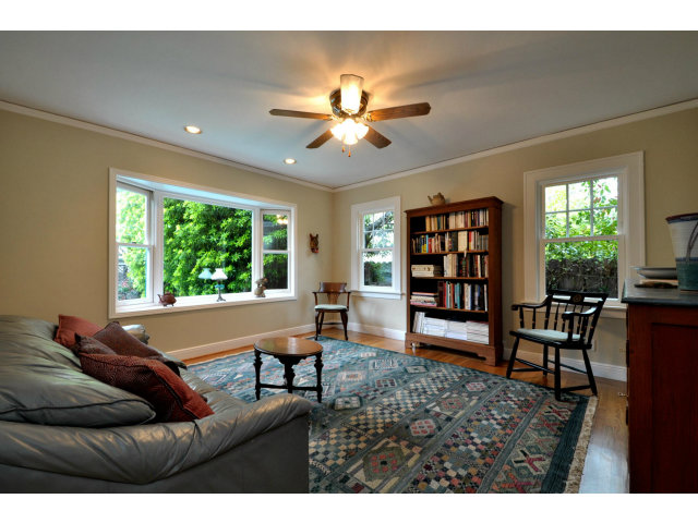 320 Edgewood Road Redwood City, CA 94062 - Photo 7 of 20 Gallery Image 7