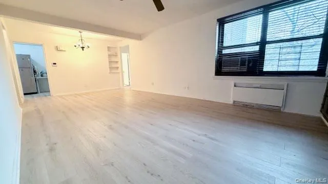 $399,998 | 75-08 Bell Boulevard, Unit 2J | Oakland Gardens