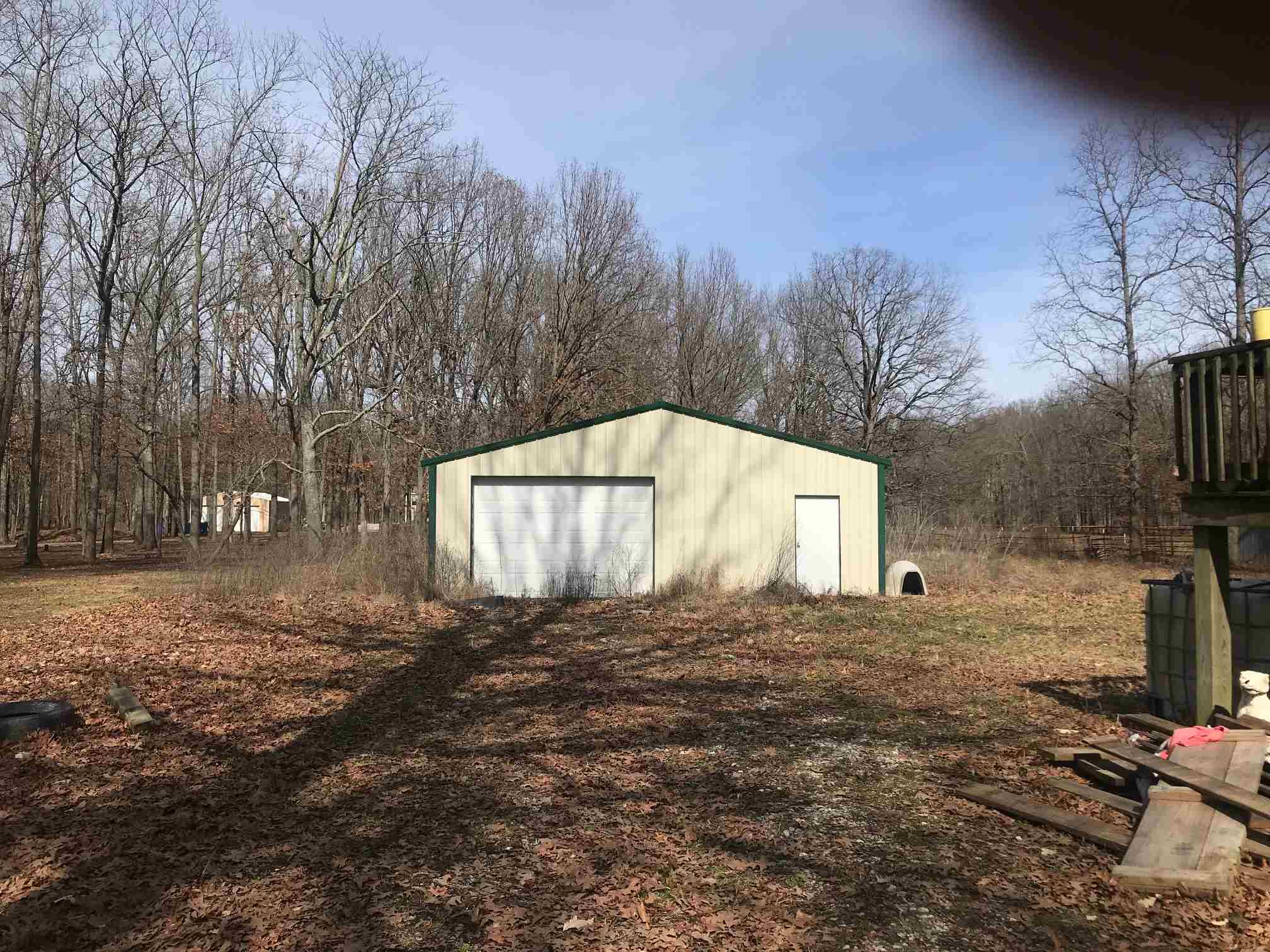4921 Slim Pond Road Mount Vernon, IN 47620 - Photo 2 of 18 Gallery Image 2