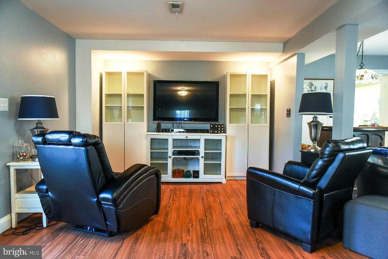 21910 Point Lookout Road Leonardtown, MD 20650 - Photo 13 of 29 Family Room