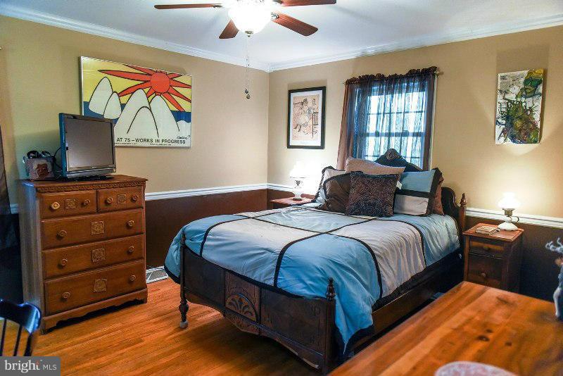 21910 Point Lookout Road Leonardtown, MD 20650 - Photo 15 of 29 Bedroom