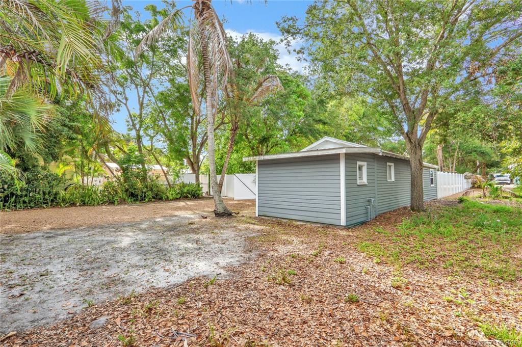 542 Southwest Halpatiokee Street Stuart, FL 34994 - Photo 32 of 33
