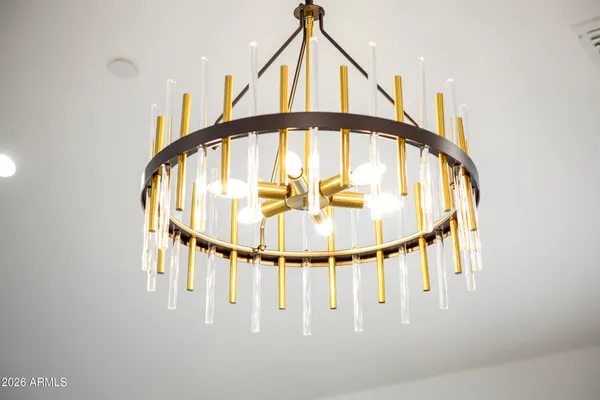 $899,000 | 2009 East Don Carlos, Tempe, AZ 85281