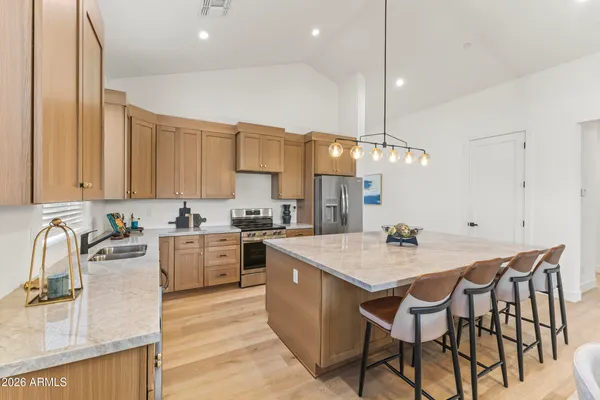 $899,000 | 2009 East Don Carlos, Tempe, AZ 85281