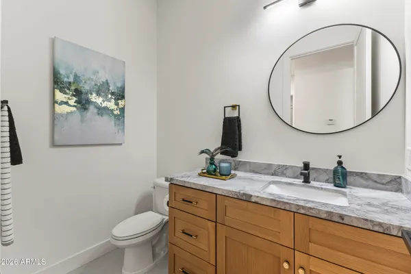 $899,000 | 2009 East Don Carlos, Tempe, AZ 85281