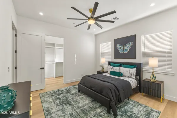 $899,000 | 2009 East Don Carlos, Tempe, AZ 85281