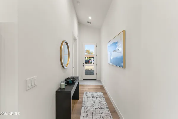 $899,000 | 2009 East Don Carlos, Tempe, AZ 85281