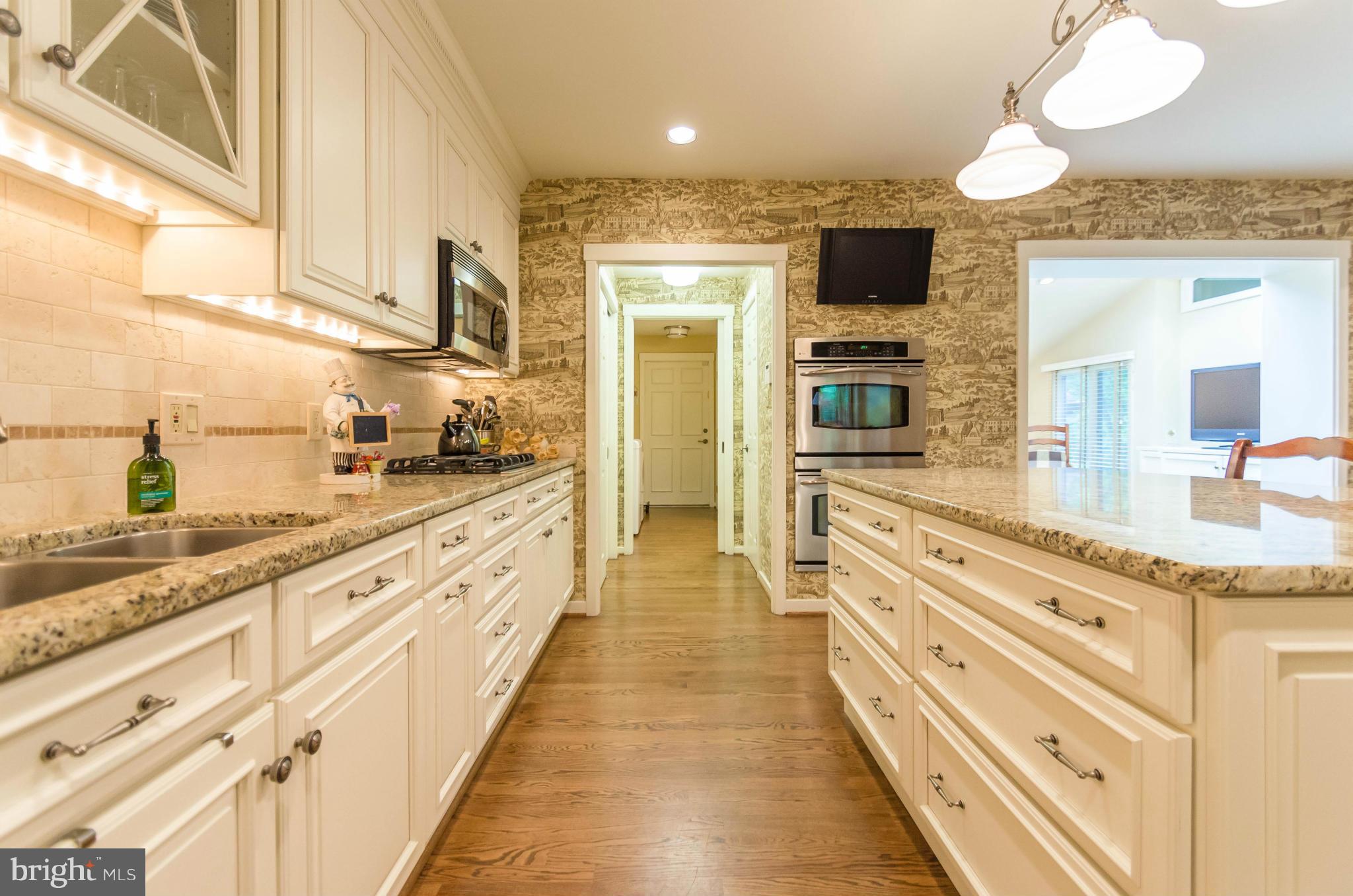 2421 Still Forest Road Pikesville, MD 21208 - Photo 15 of 30 Kitchen