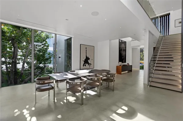 $60,000 | 501 Palm Drive, Hallandale Beach, FL 33009