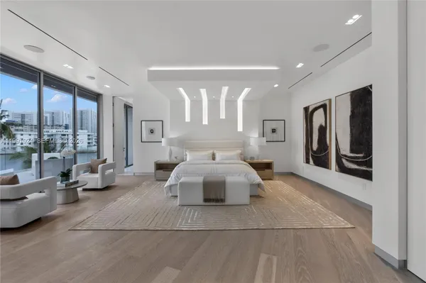 $60,000 | 501 Palm Drive, Hallandale Beach, FL 33009