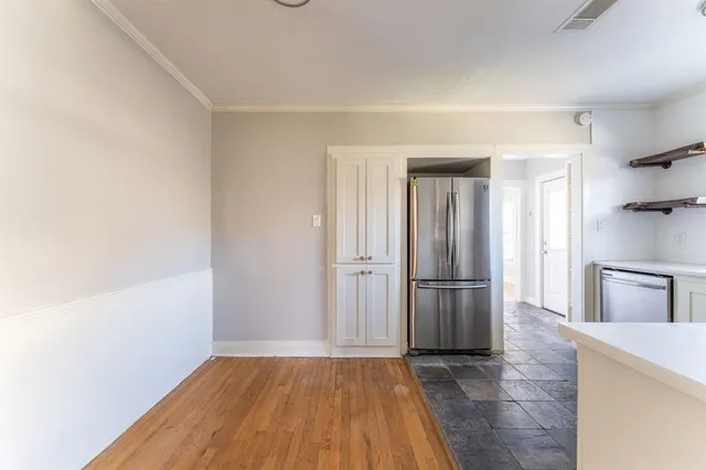 $1,500 | 3708 West 5th Street, Fort Worth, TX 76107