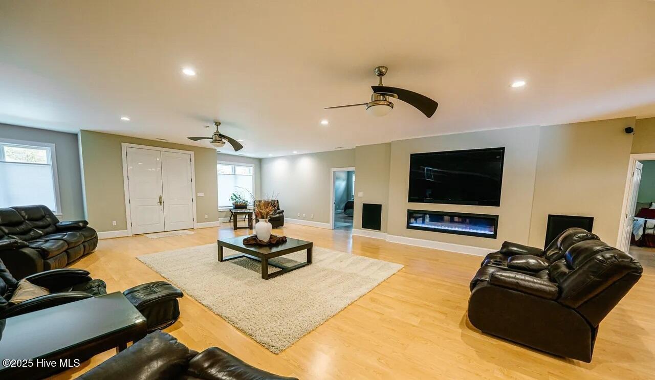 518 Edwards Road Jacksonville, NC 28540 - Photo 11 of 86 Main Living Area