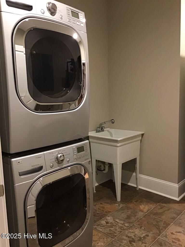 518 Edwards Road Jacksonville, NC 28540 - Photo 27 of 86 Wash Area