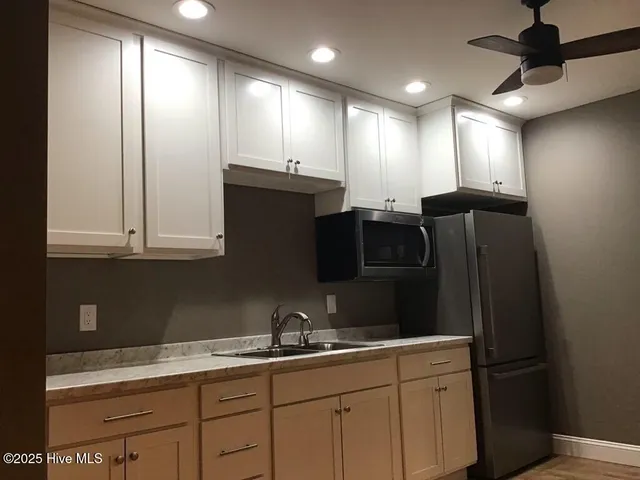 $1,375,000 | 518 Edwards Road, Jacksonville, NC 28540