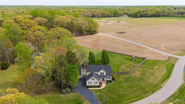 $569,950 | 2025 Babbling Brooke Lane, Mechanicsville, VA 23111