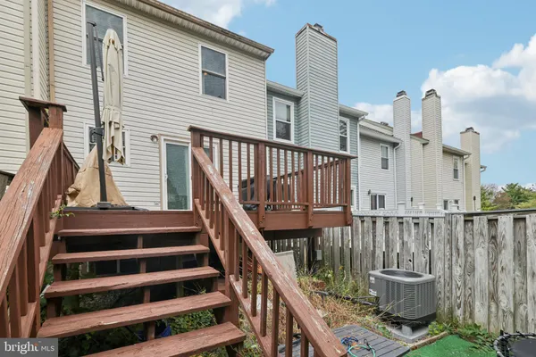 $418,000 | 9609 Clocktower Lane, Columbia, MD 21046