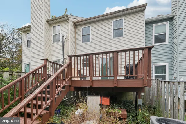 $489,000 | 9609 Clocktower Lane, Columbia, MD 21046