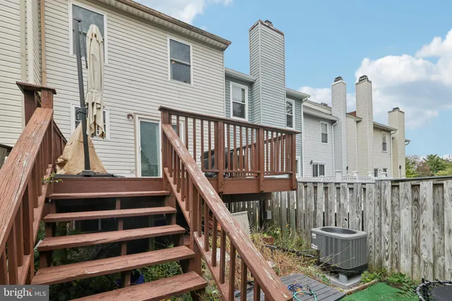 $489,000 | 9609 Clocktower Lane, Columbia, MD 21046