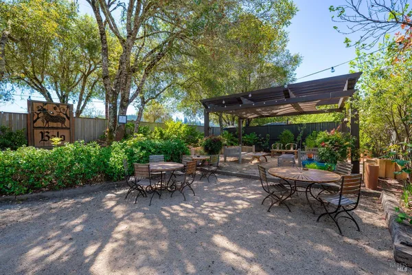 $4,500,000 | 9000 Highway 128 Highway, Philo, CA 95466