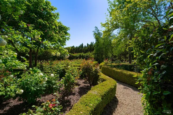 $4,500,000 | 9000 Highway 128 Highway, Philo, CA 95466