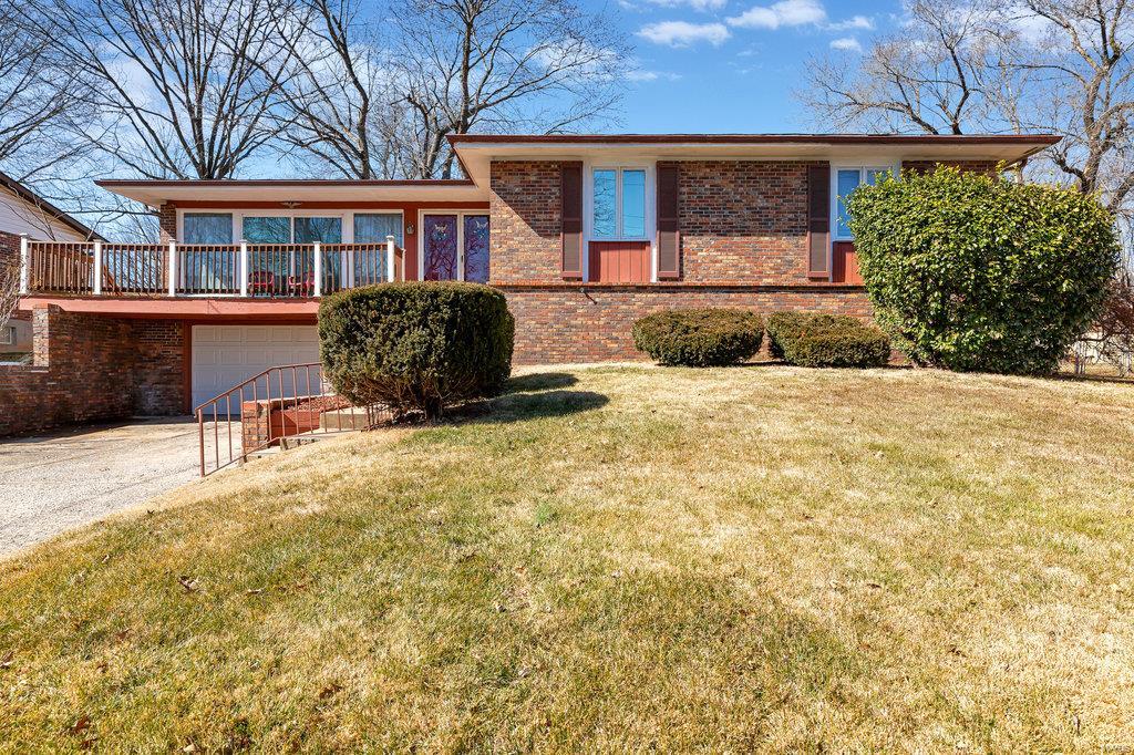 5801 Kerth Road St. Louis, MO 63128 - Photo 1 of 38 Gallery Image 1