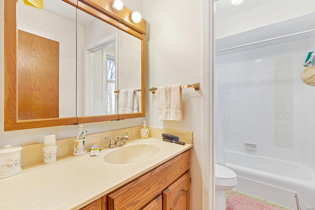 5801 Kerth Road St. Louis, MO 63128 - Photo 21 of 38 Gallery Image 21