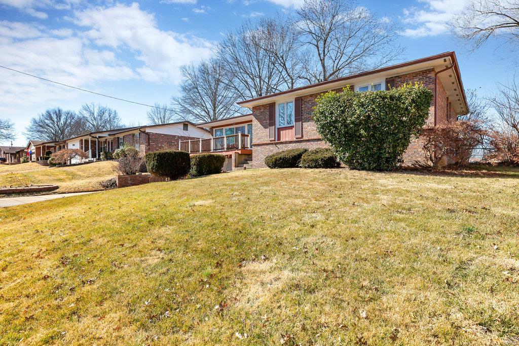 5801 Kerth Road St. Louis, MO 63128 - Photo 4 of 38 Gallery Image 4