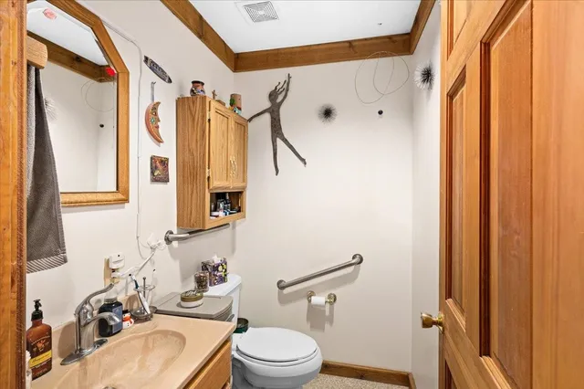 $689,900 | 5722 Homestead Road, Duluth, MN 55804