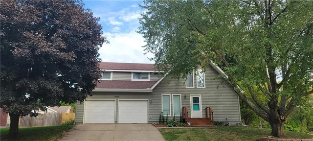 $275,000 | 6405 South 24th Street, St. Joseph, MO 64504