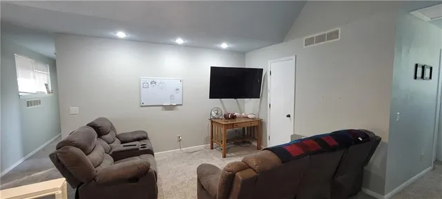 $275,000 | 6405 South 24th Street, St. Joseph, MO 64504