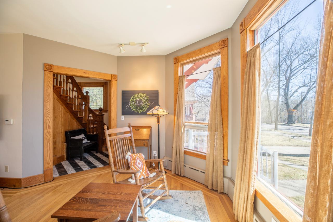 221 Elm Court Rhinelander, WI 54501 - Photo 8 of 76 Gallery Image 8