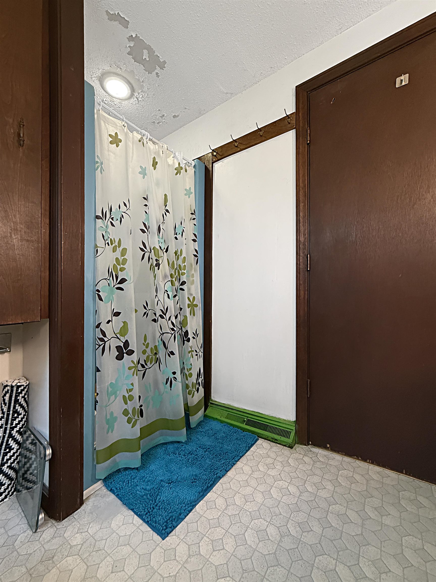 4518 Highway 114 Canaan, VT 05903 - Photo 21 of 38