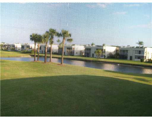 331 Flanders G, Unit 331 Delray Beach, FL 33484 - Photo 6 of 14 Additional Photo