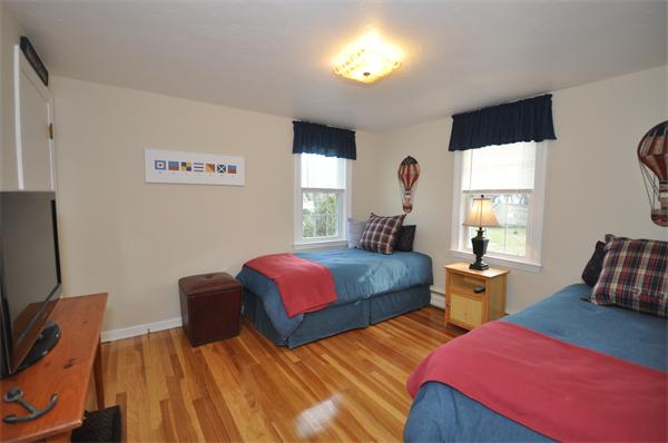 11 Wyman Road Lexington, MA 02420 - Photo 10 of 11