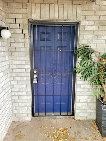 a view of entrance of house