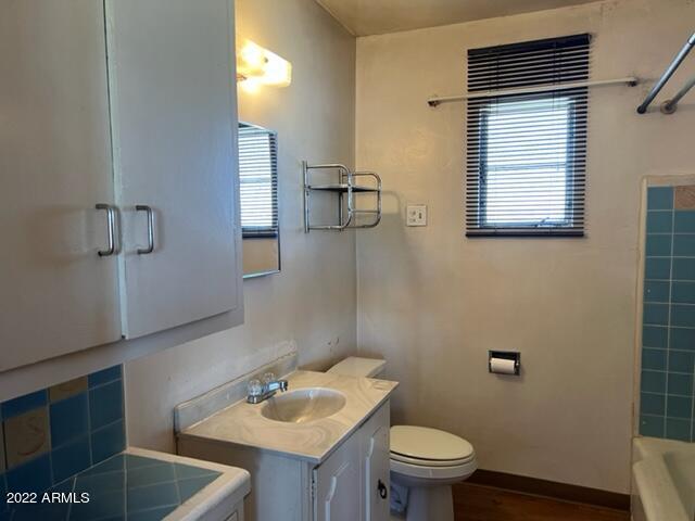 331 West Dobbins Road Phoenix, AZ 85041 - Photo 11 of 14 IMG_1376