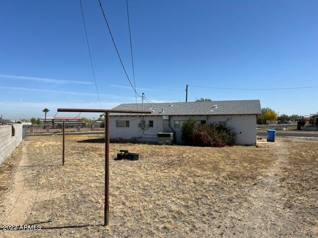 331 West Dobbins Road Phoenix, AZ 85041 - Photo 4 of 14 IMG_1368