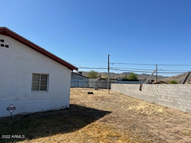 331 West Dobbins Road Phoenix, AZ 85041 - Photo 5 of 14 IMG_1370