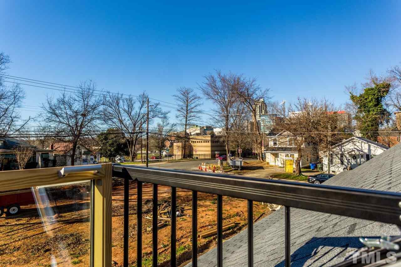 208 Bledsoe Avenue Raleigh, NC 27601 - Photo 9 of 16