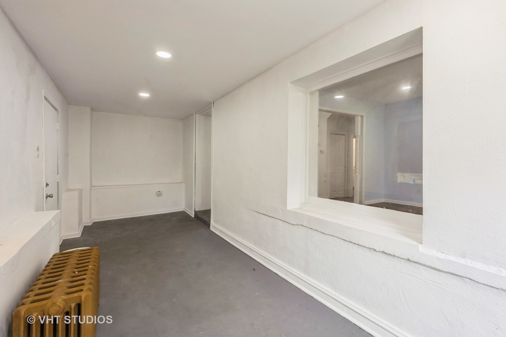32 West 109th Place Chicago, IL 60628 - Photo 3 of 18