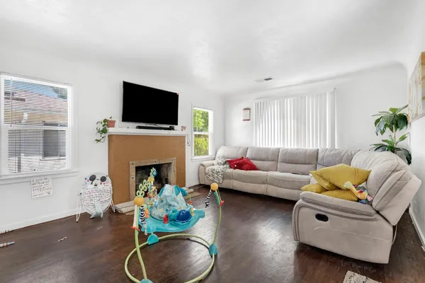 $343,000 | 1631 North Harrison Avenue, Fresno, CA 93704