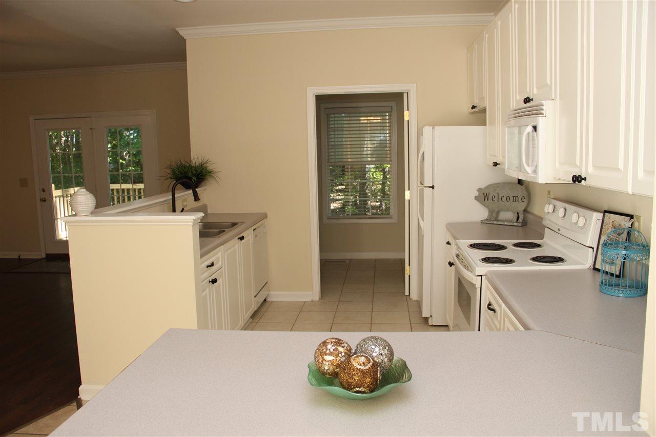3100 Rutledge Court Raleigh, NC 27613 - Photo 6 of 25