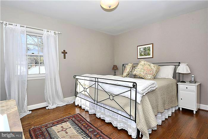 100 Tunbridge Road Baltimore, MD 21212 - Photo 22 of 30 Bedroom #4