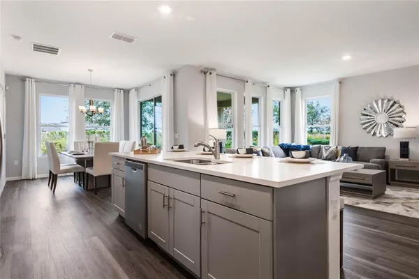 $592,990 | 2079 Ashwood Bluff Drive, Ocoee, FL 34761