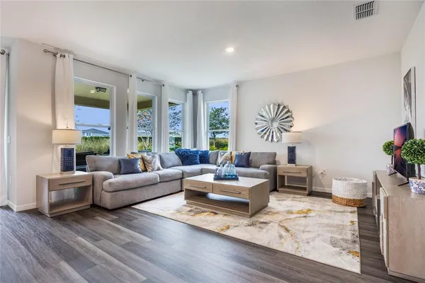 $592,990 | 2079 Ashwood Bluff Drive, Ocoee, FL 34761