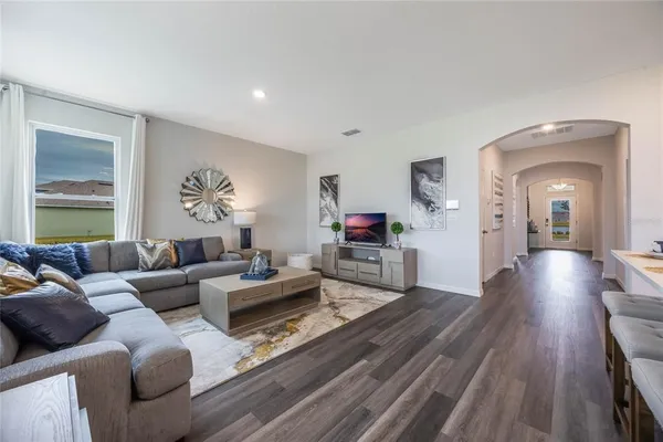 $592,990 | 2079 Ashwood Bluff Drive, Ocoee, FL 34761