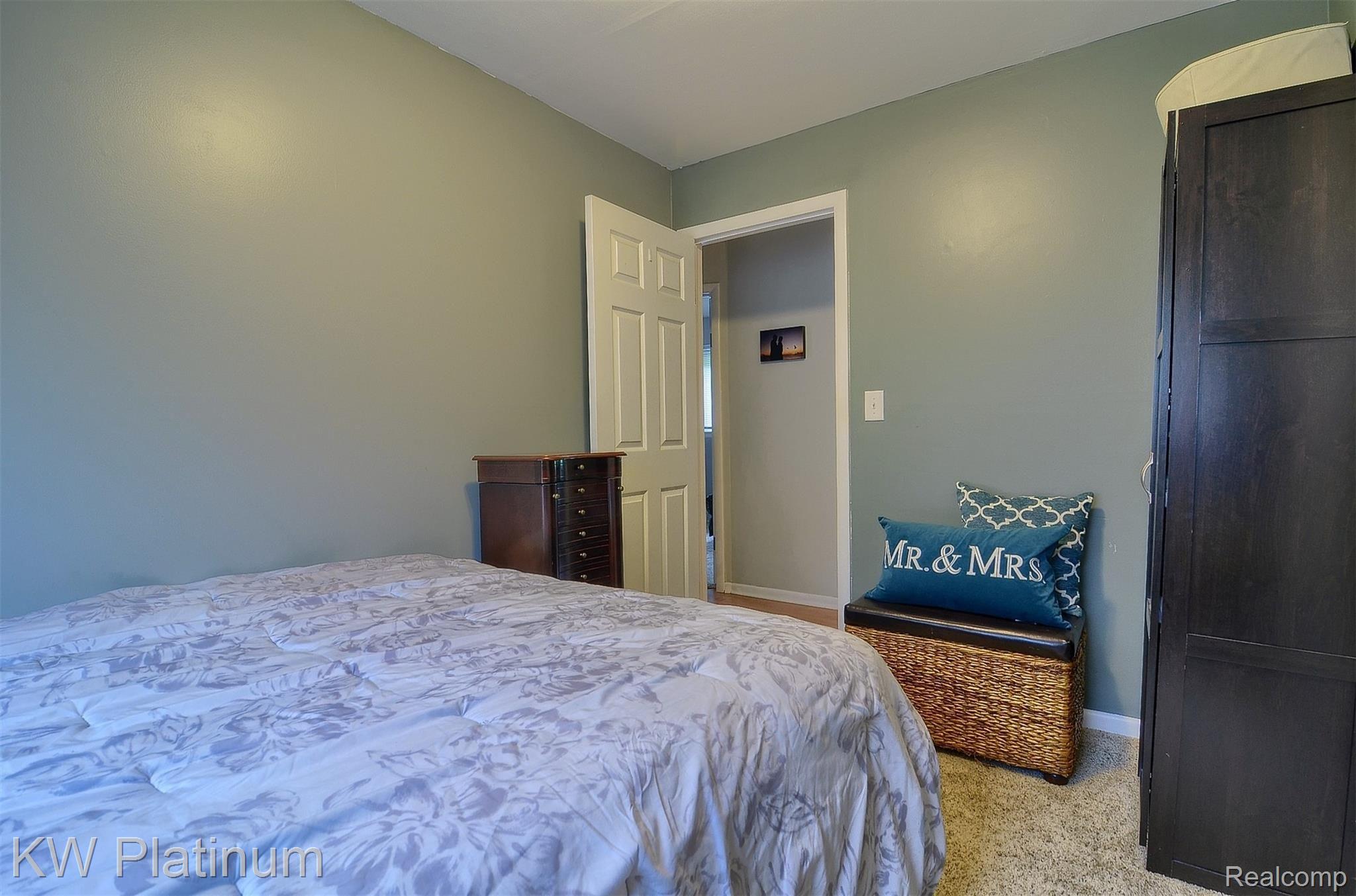 50150 Cedargrove Road Utica, MI 48317 - Photo 18 of 25 17-2nd Bedroom 2nd View.jpg