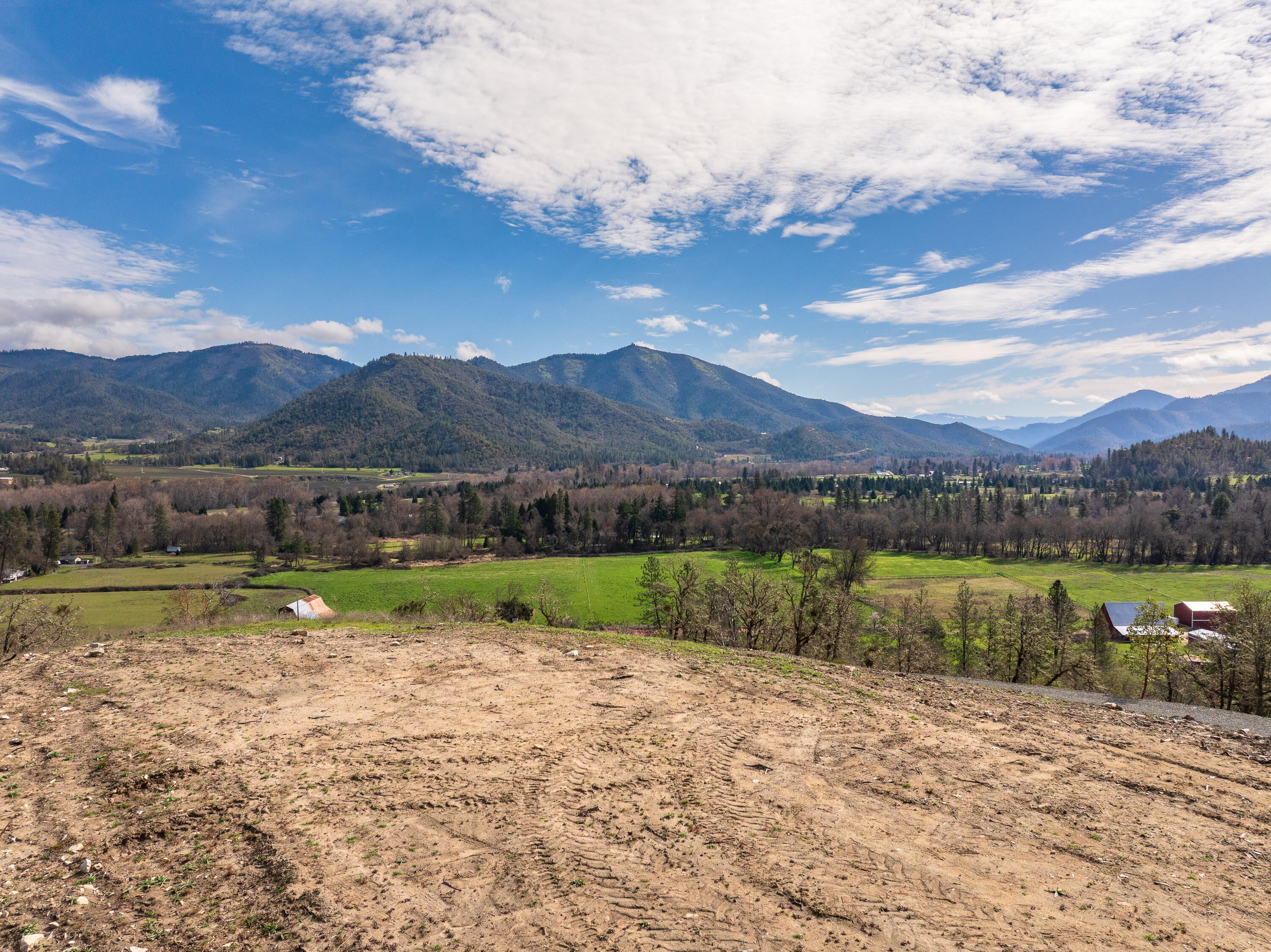 Messinger Road, Unit 400 Williams, OR 97544 - Photo 7 of 15 MessingerRd-7Lots-013