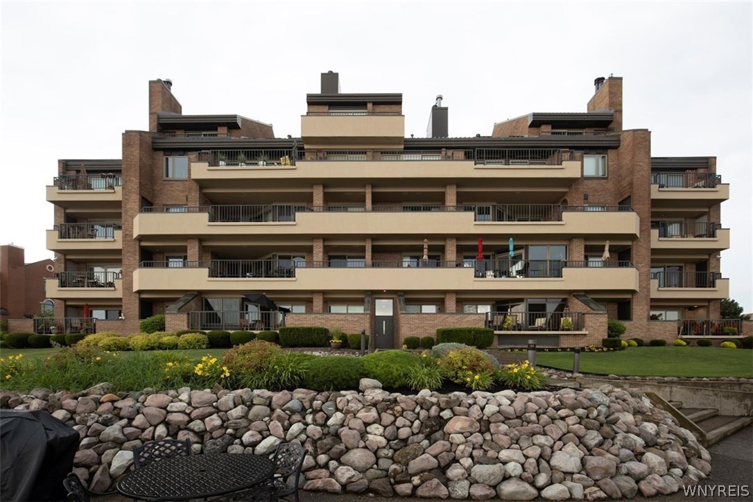 305 Gull Landing Buffalo, NY 14202 - Photo 14 of 16