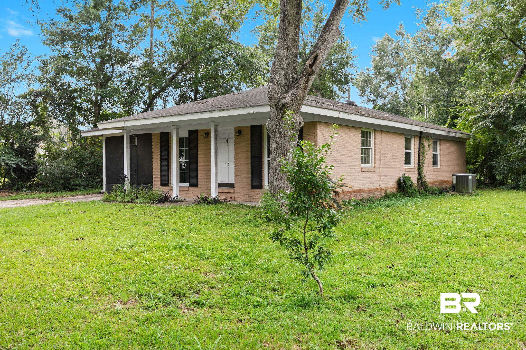 114 South Stuart Street Foley, AL 36535 - Photo 7 of 50